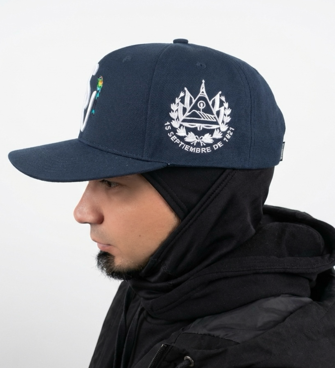 Gorra Salvadoreña SV Bordada con Torogoz, edición limitada.