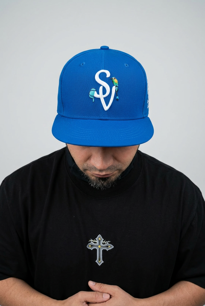 Gorra Salvadoreña SV Bordada con Torogoz, edición limitada.